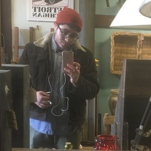 Meet your Posher, Julian